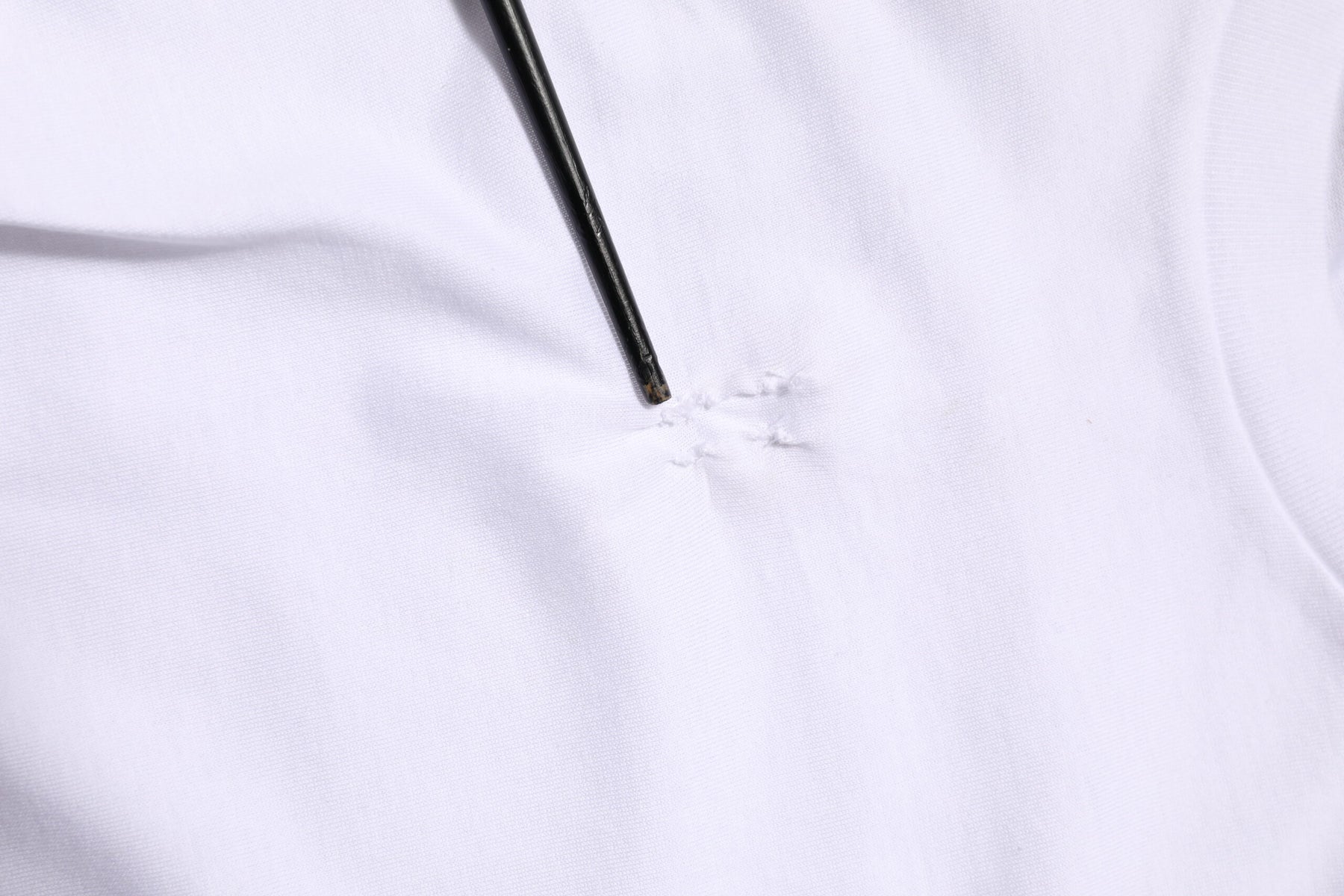 Dolce & Gabbana White Cotton Logo Patch Crew Neck Men T-shirt | Regal Royce