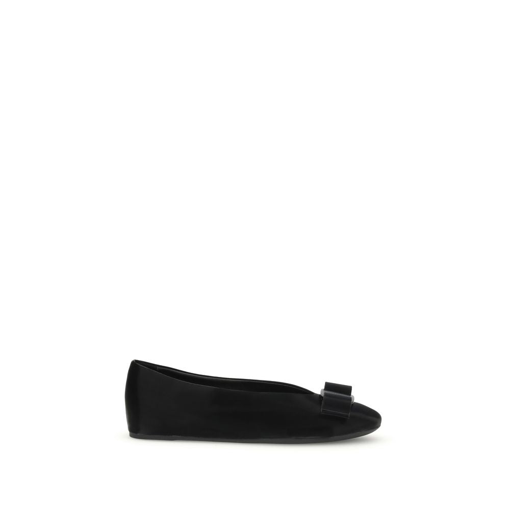 Ferragamo Black Calf Leather Bos Taurus Ballet Flats | Regal Royce