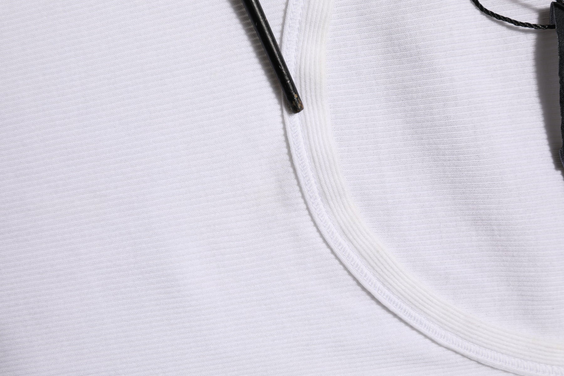 Dolce & Gabbana White Sleeveless Round Neck Tank Top T-shirt | Regal Royce