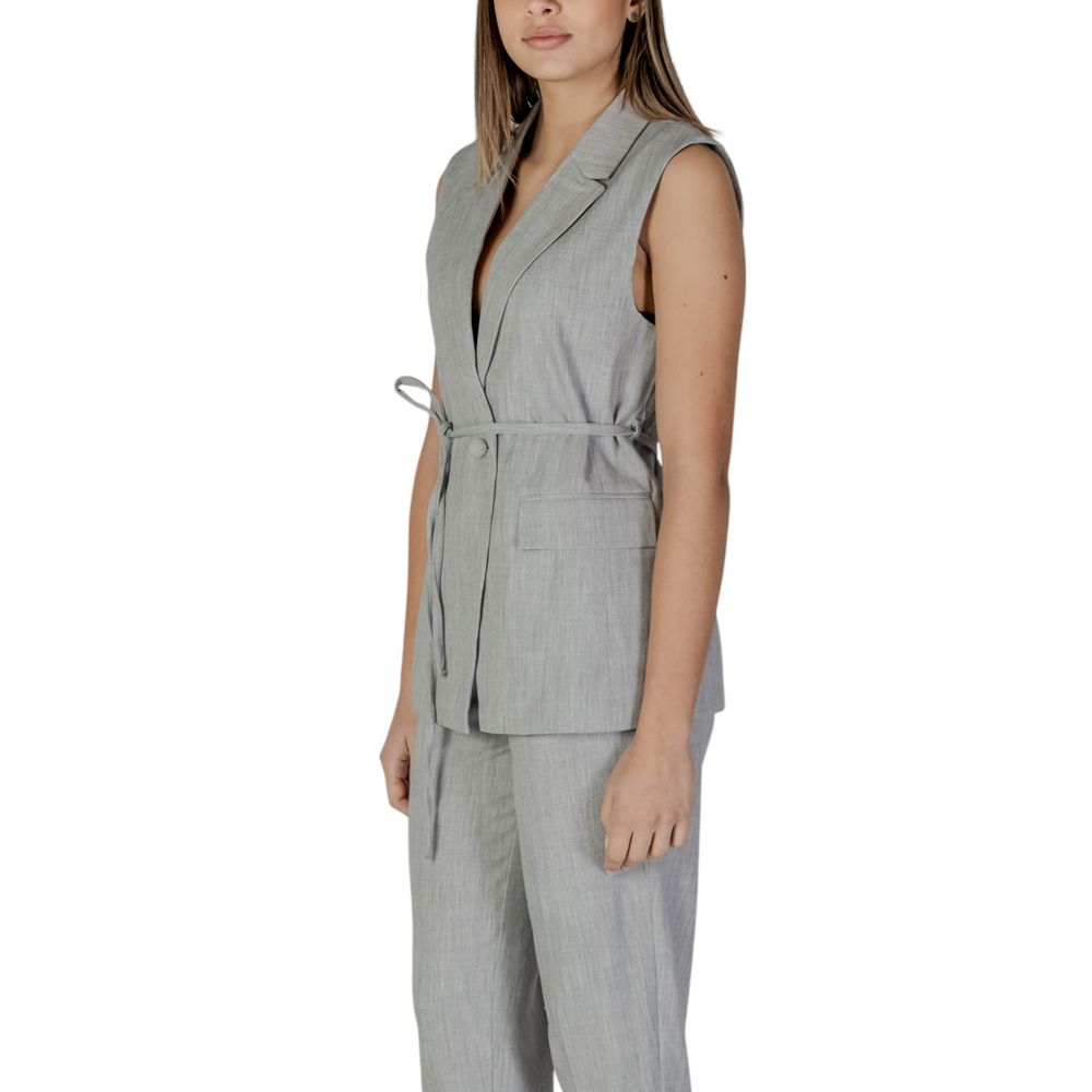 Vila Clothes Gray Recycled Polyester Waistcoat | Regal Royce