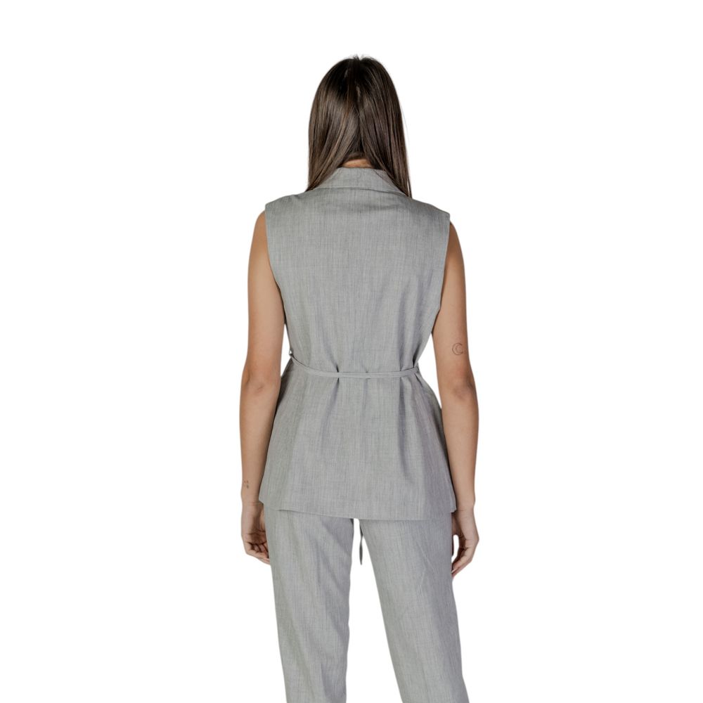 Vila Clothes Gray Recycled Polyester Waistcoat | Regal Royce