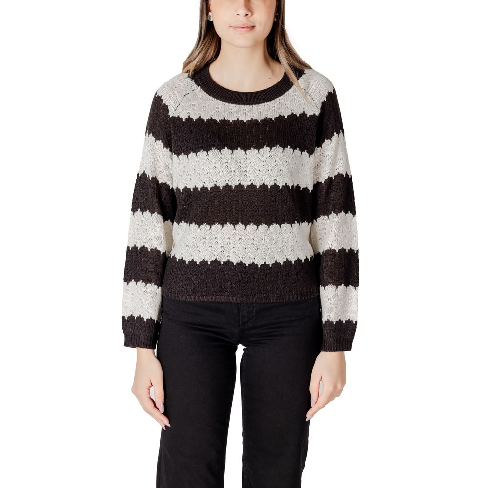 Jacqueline De Yong Black And White Marabou Sweatshirt | Regal Royce