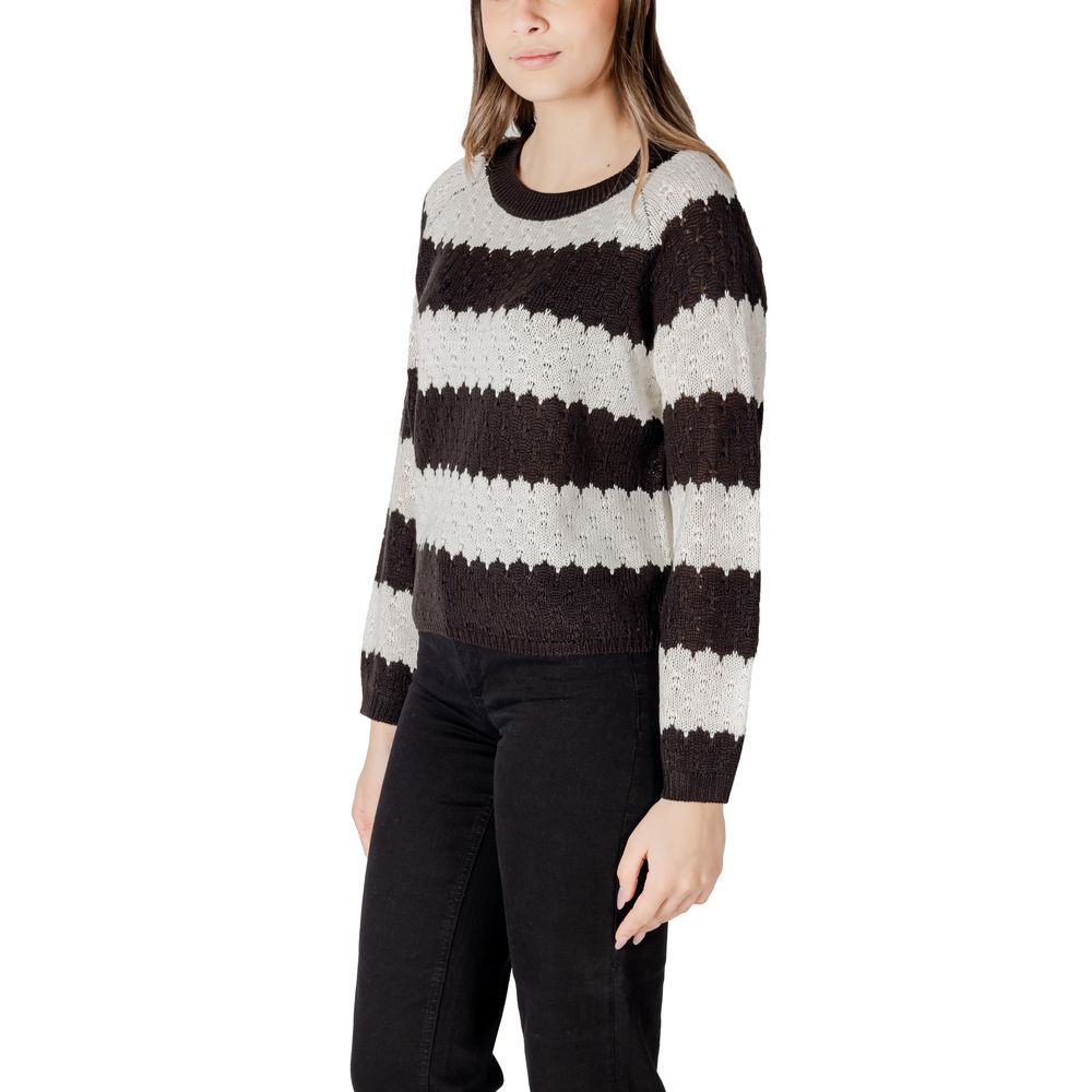 Jacqueline De Yong Black And White Marabou Sweatshirt | Regal Royce