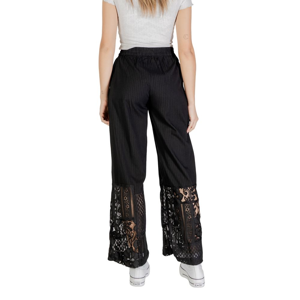ICHI Black Cotton Pant | Regal Royce