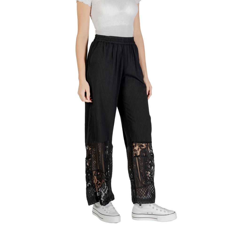 ICHI Black Cotton Pant | Regal Royce