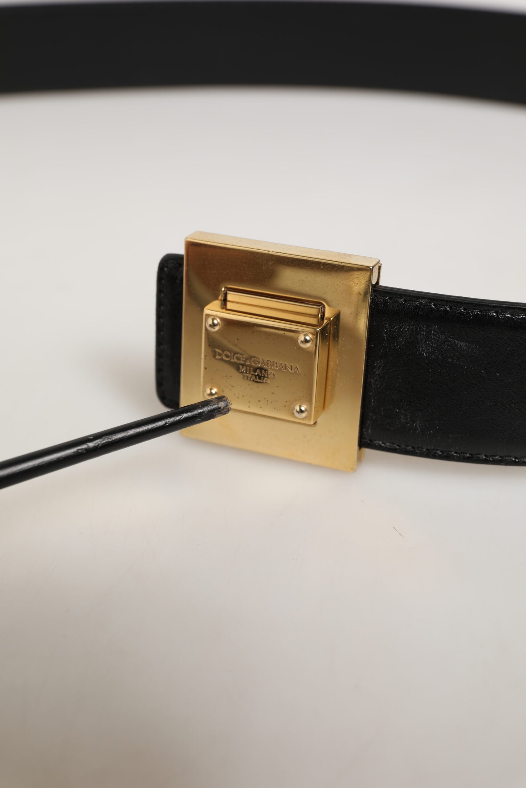 Dolce & Gabbana Black Leather Classic Metal Logo Buckle Belt | Regal Royce