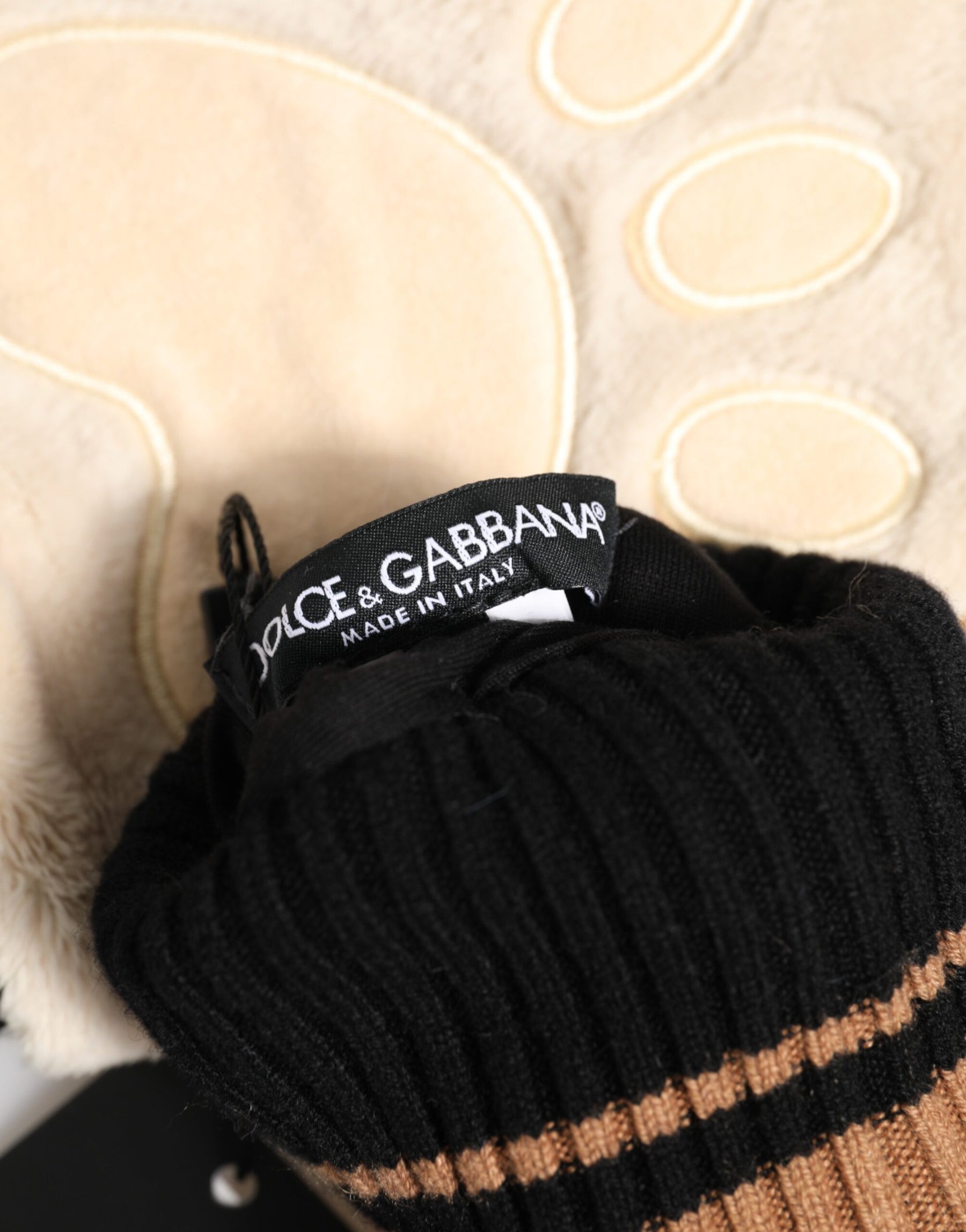 Dolce & Gabbana Brown Tiger Knitted Fur Wrist Mitten One Size Gloves | Regal Royce