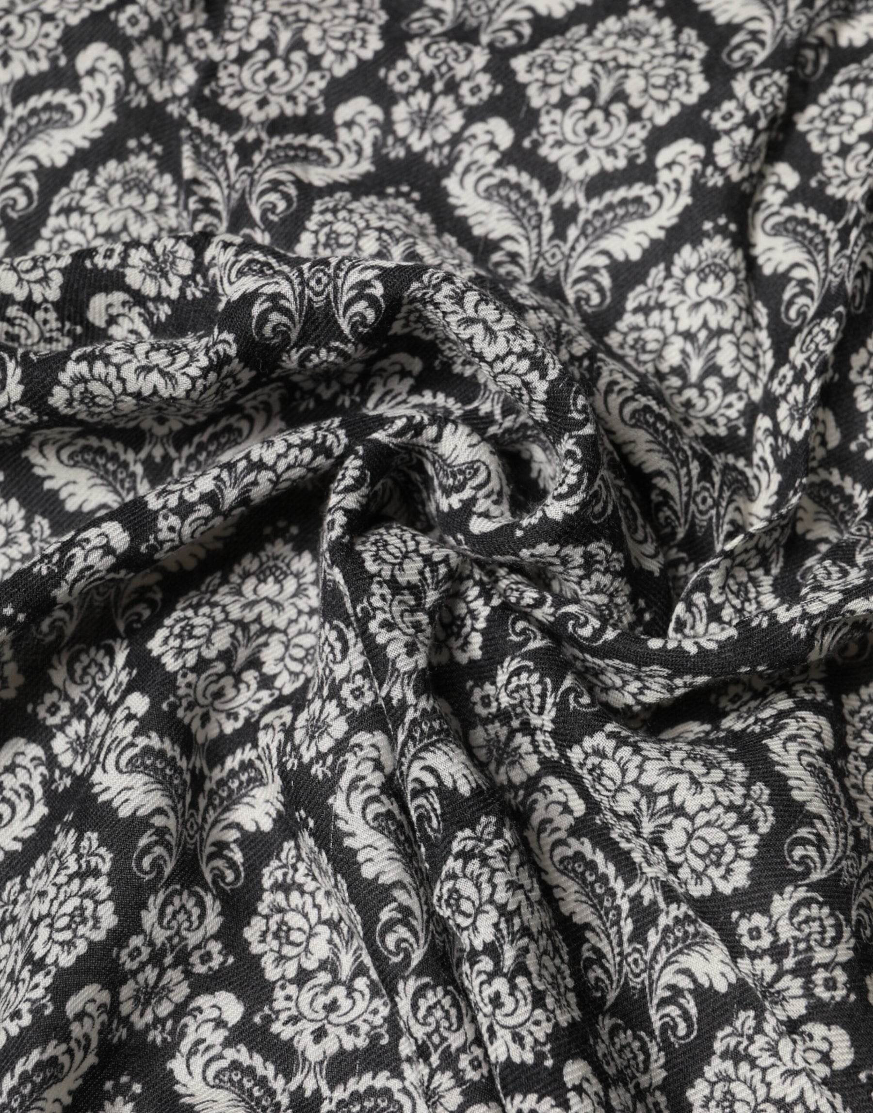 Dolce & Gabbana Black White Damask Patterned Lace Men Scarf | Regal Royce
