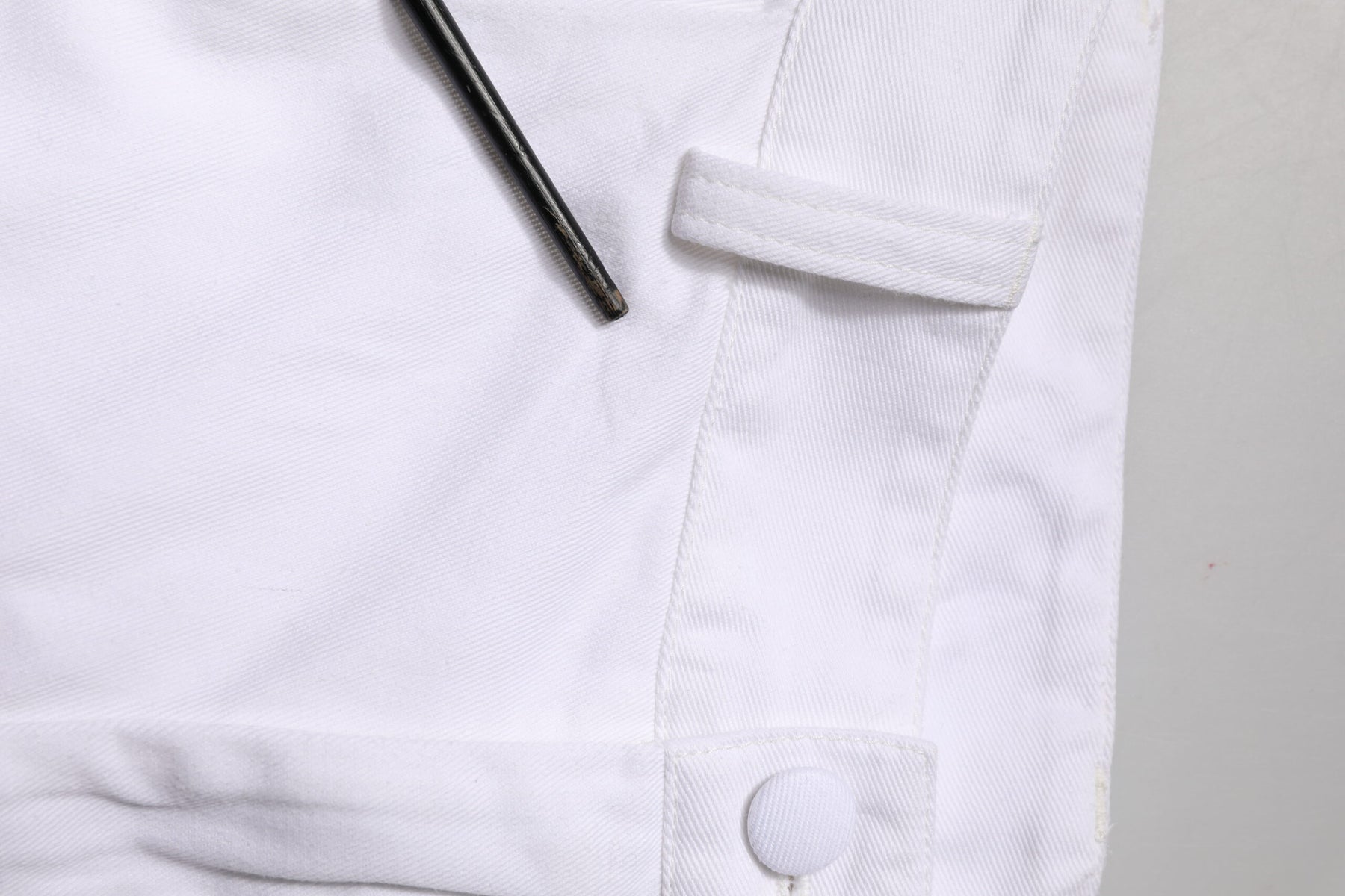 Dolce & Gabbana White Cotton Men Cargo Denim Trouser Jeans | Regal Royce