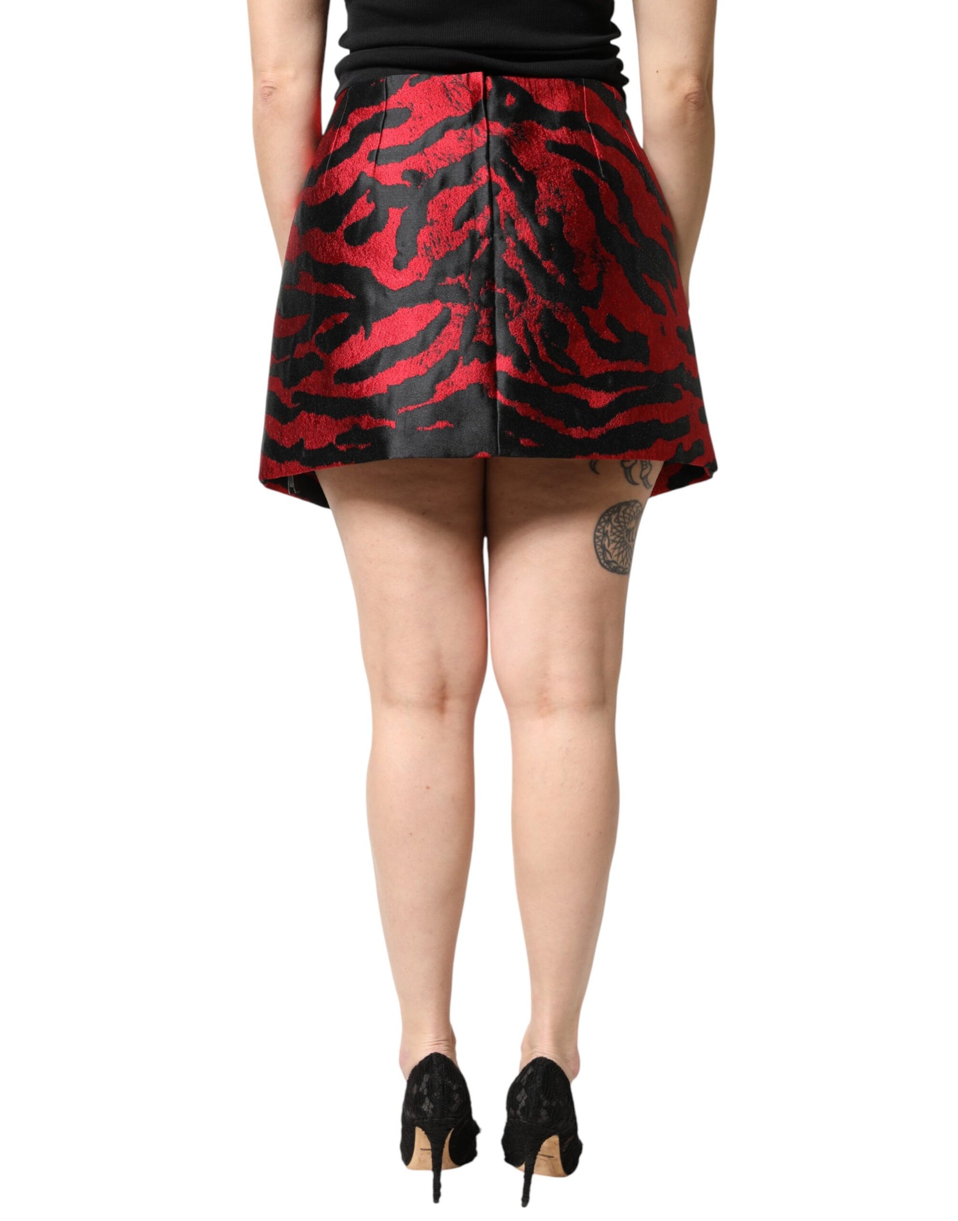 Dolce & Gabbana Black Red Jacquard High Waist Mini Skirt | Regal Royce